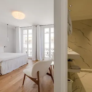 la-guitare-31-nice-modern-studio-in-center-of-cannes.fr-provencehotel.com/